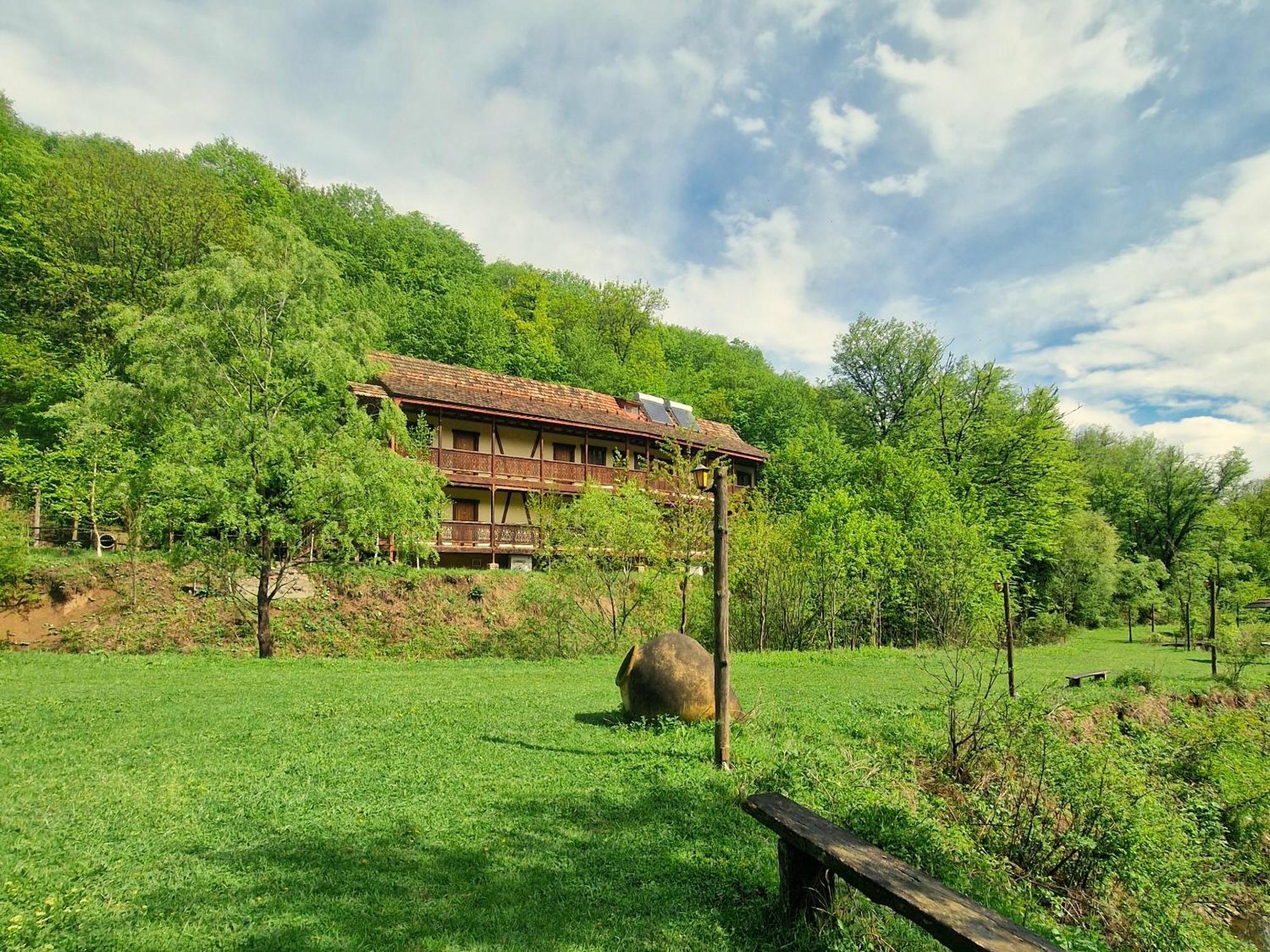 Ecokayan Dilijan Resort Hotel Esterno foto