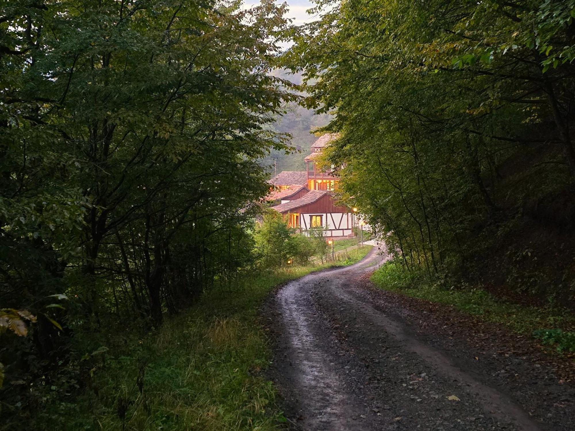 Ecokayan Dilijan Resort Hotel Esterno foto